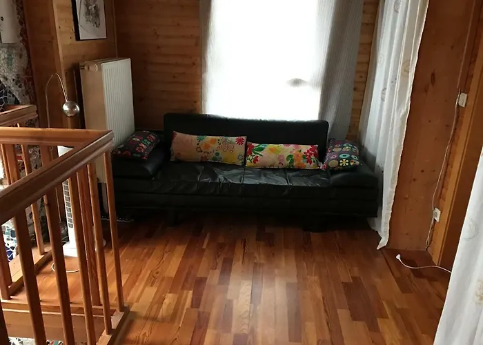 House At "alte Donau" In *